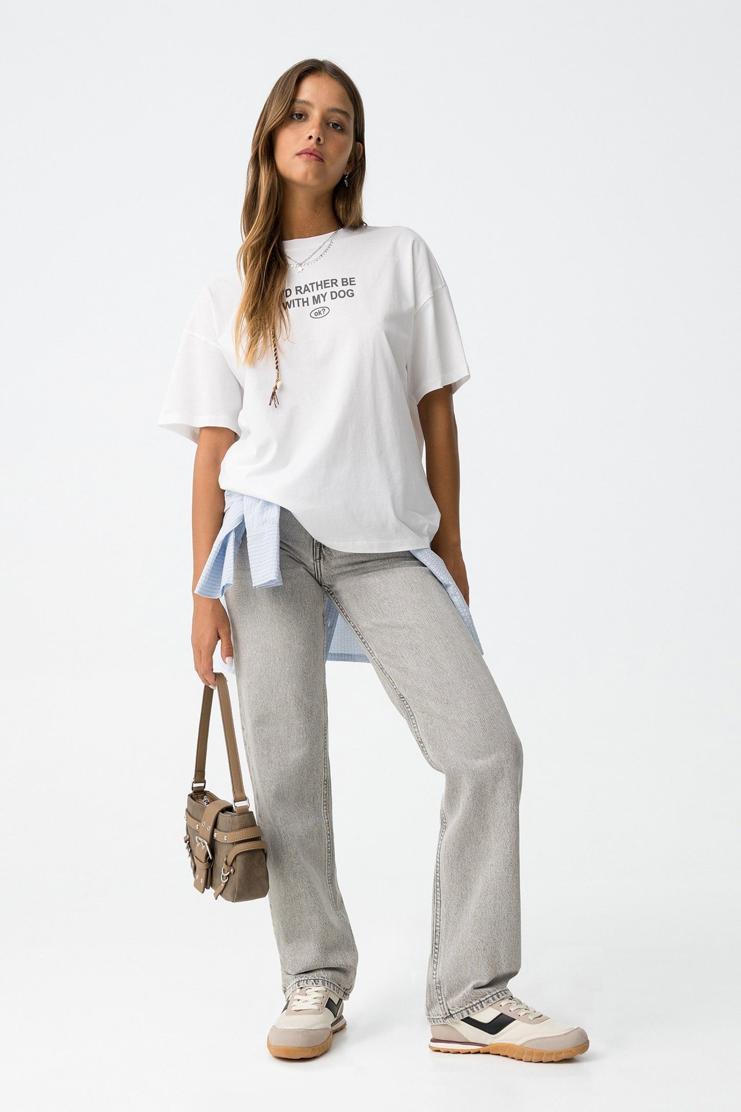 BRUN AXELVÄSKA MED SPÄNNEN CLEENA