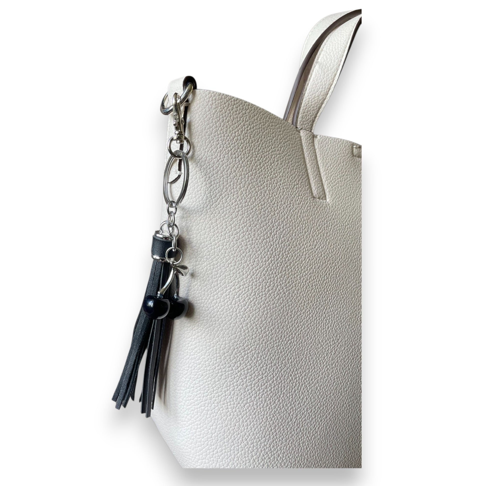 BAG CHARM TASSEL CHERRY - BEST CLOTHES