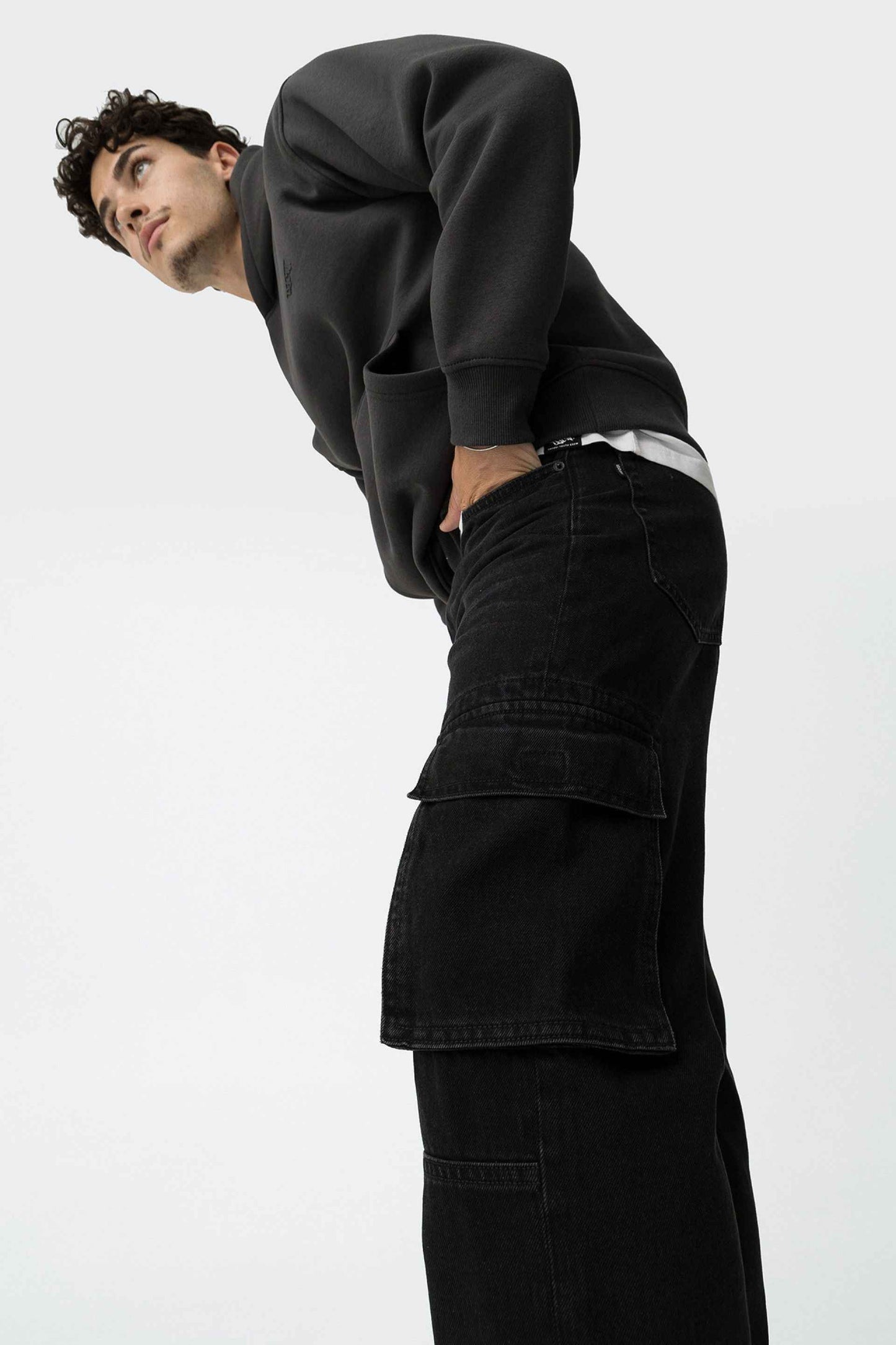 CARGO JEANS - BEST CLOTHES