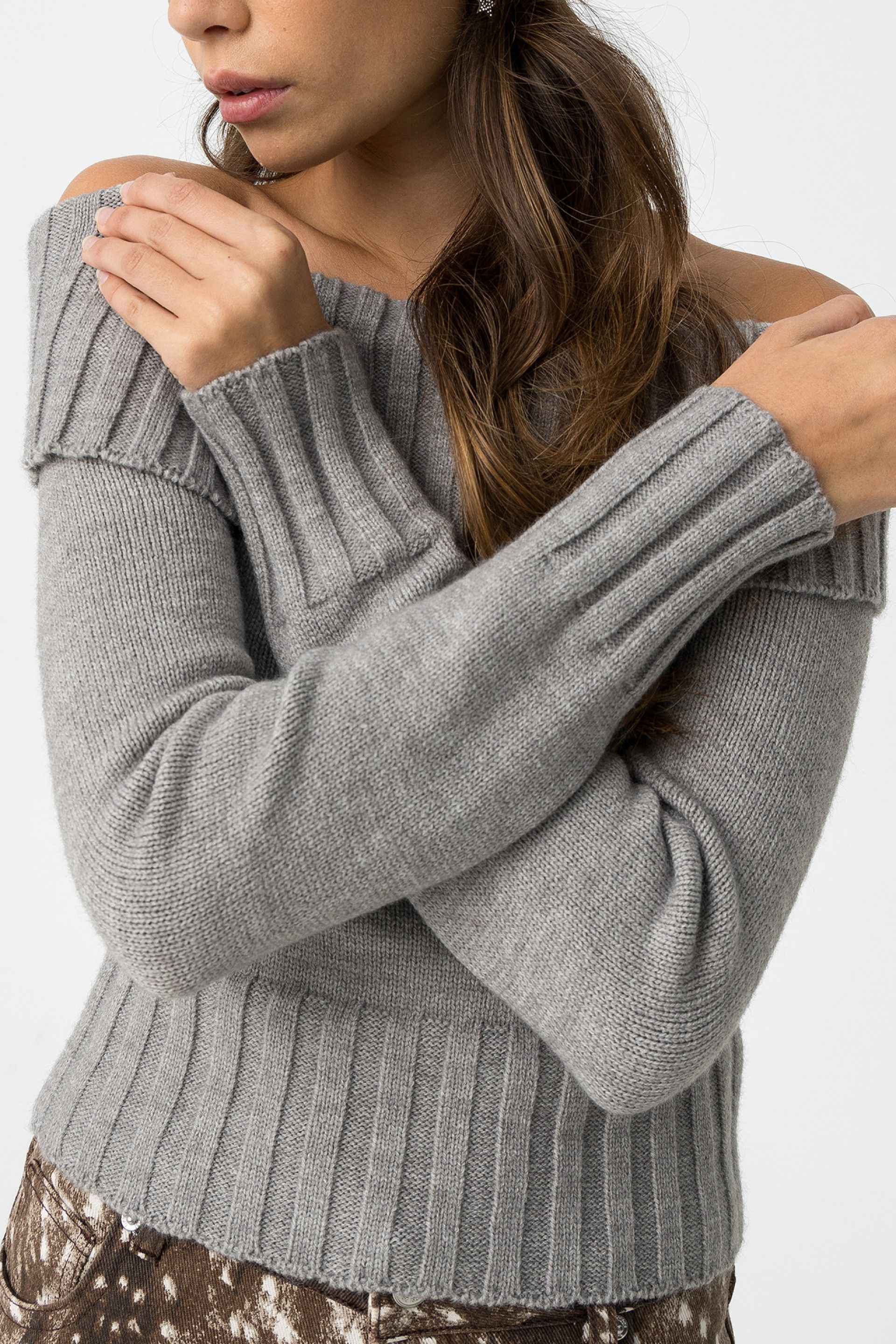 CAVERN OFF-SHOULDER SWEATER - BEST CLOTHES
