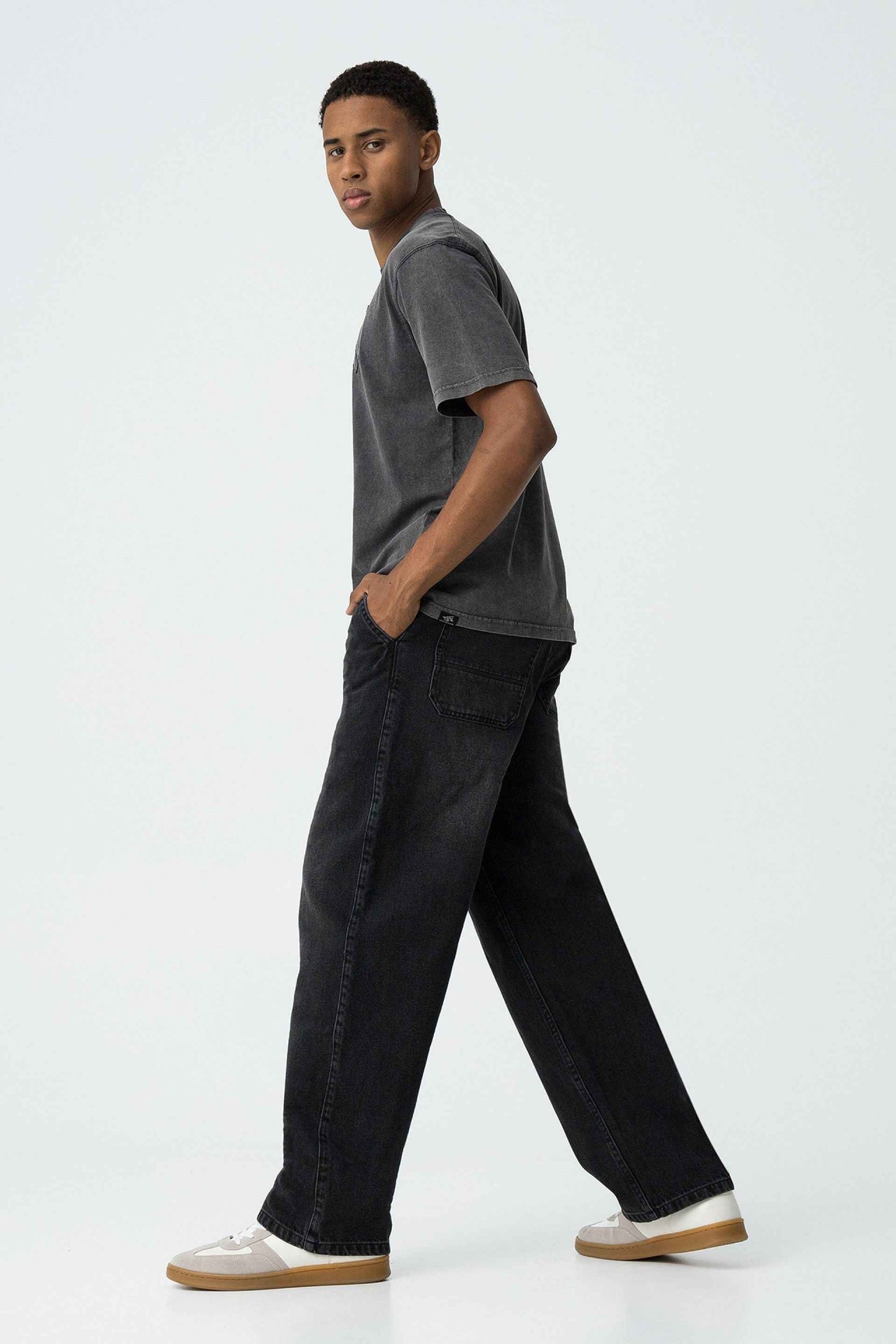 CHRIS SKATER JEANS - BEST CLOTHES