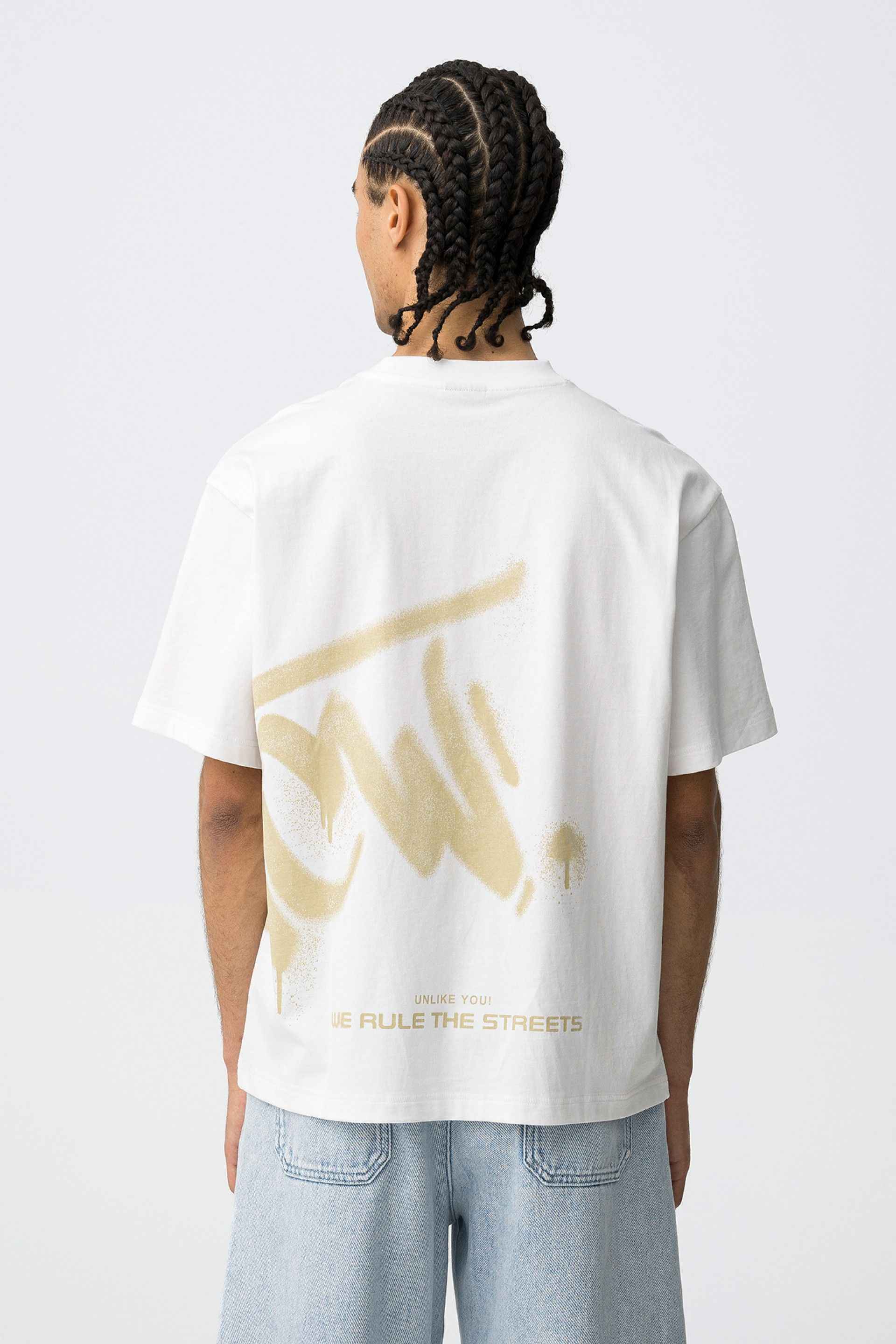 EDDIE WHITE BOXY FIT T-SHIRT