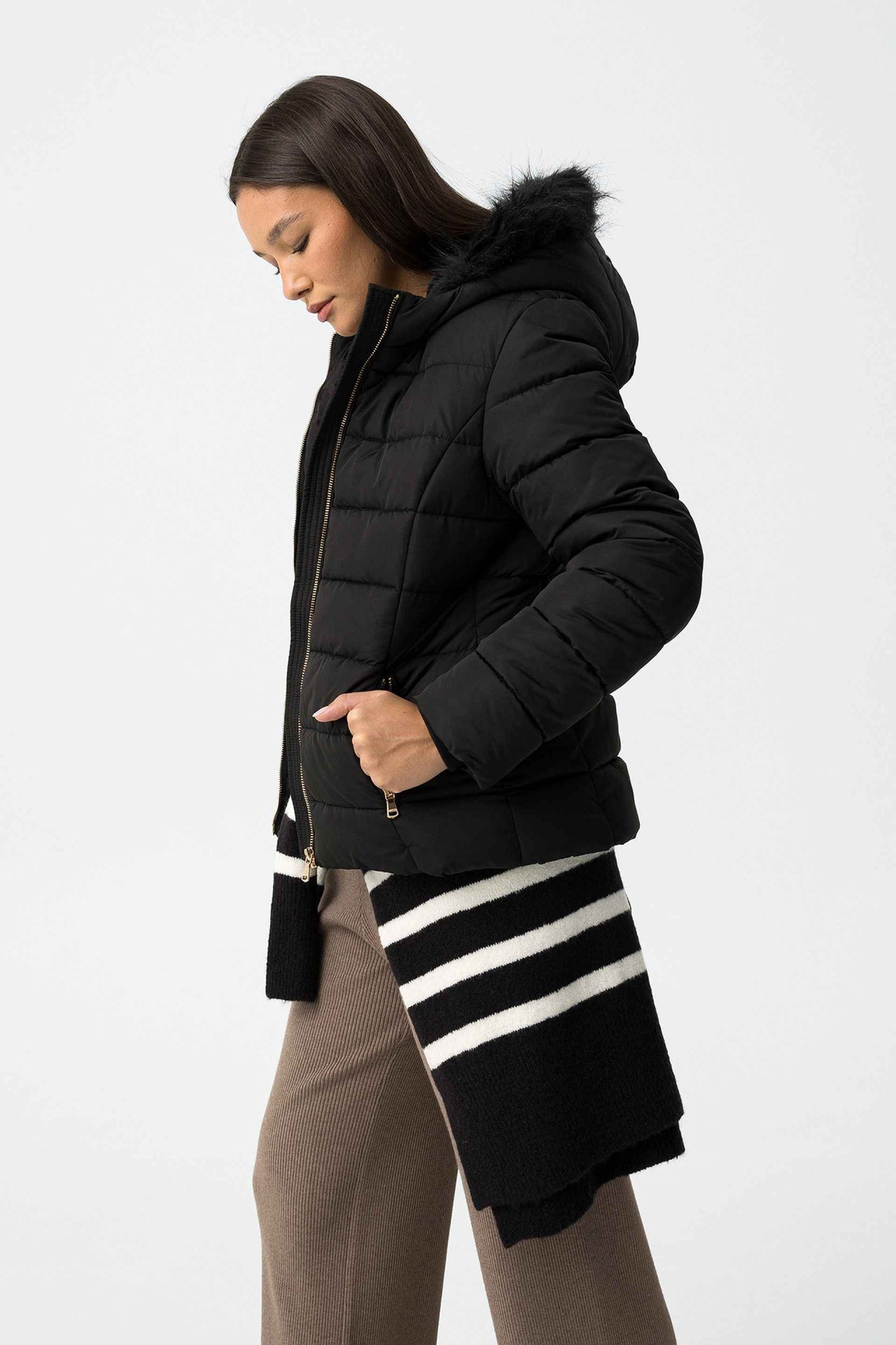 FEED SVART PUFFER DAMJACKA - BEST CLOTHES