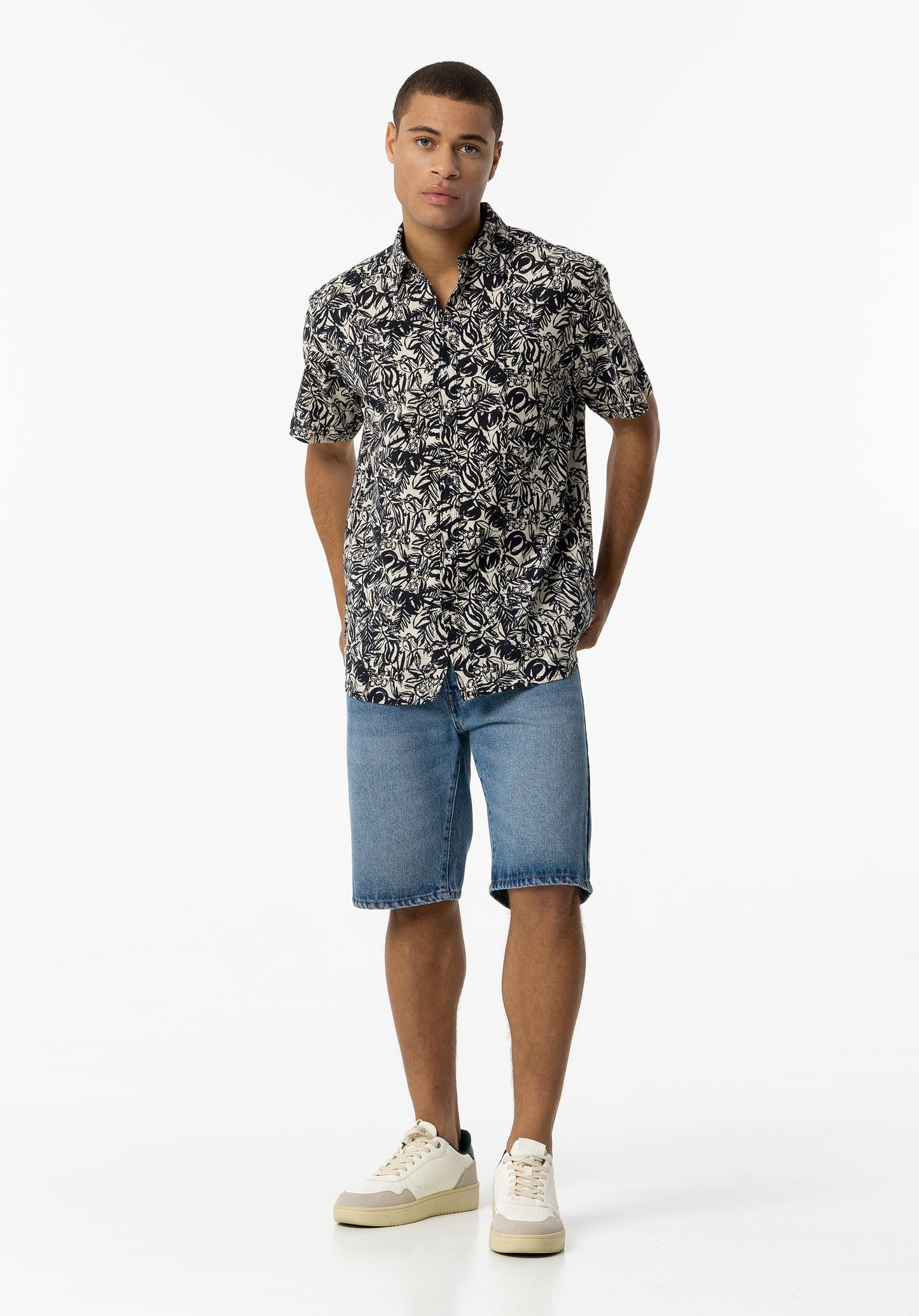 SHORT REGULAR 22 - BEST CLOTHES