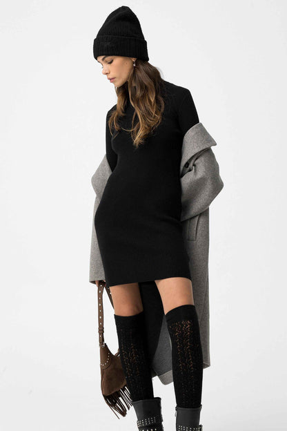 VALLIUM SVART STICKAD KLÄNNING - BEST CLOTHES