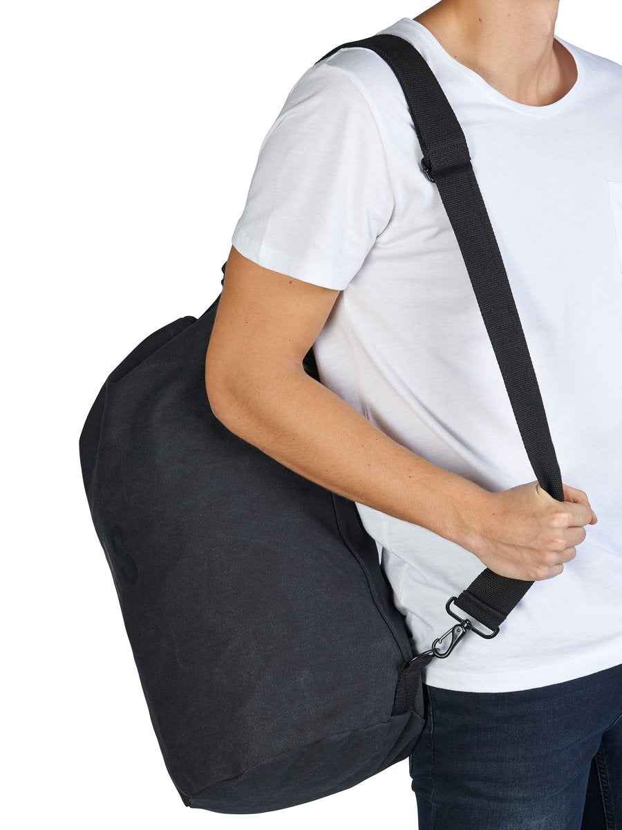 DUFFELBAG - BEST CLOTHES