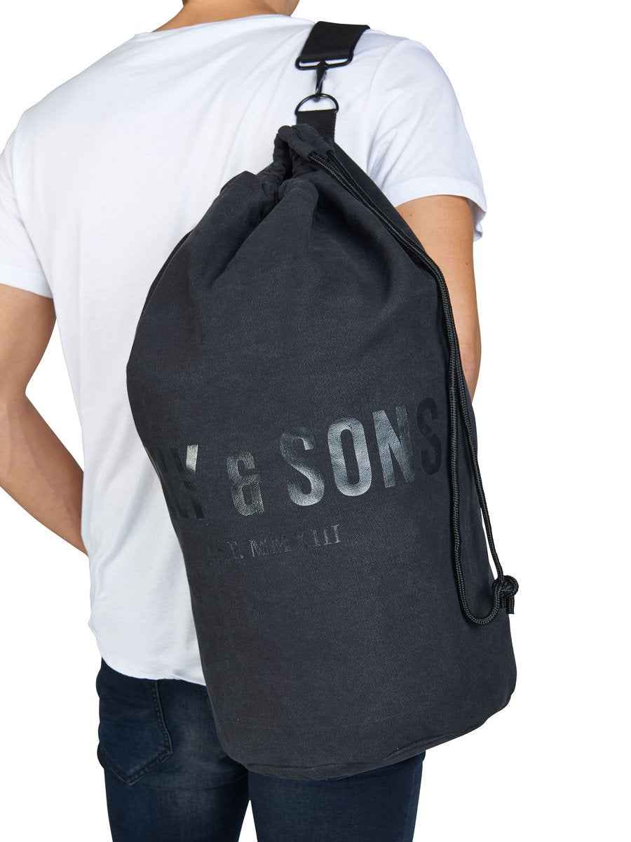 DUFFELBAG - BEST CLOTHES