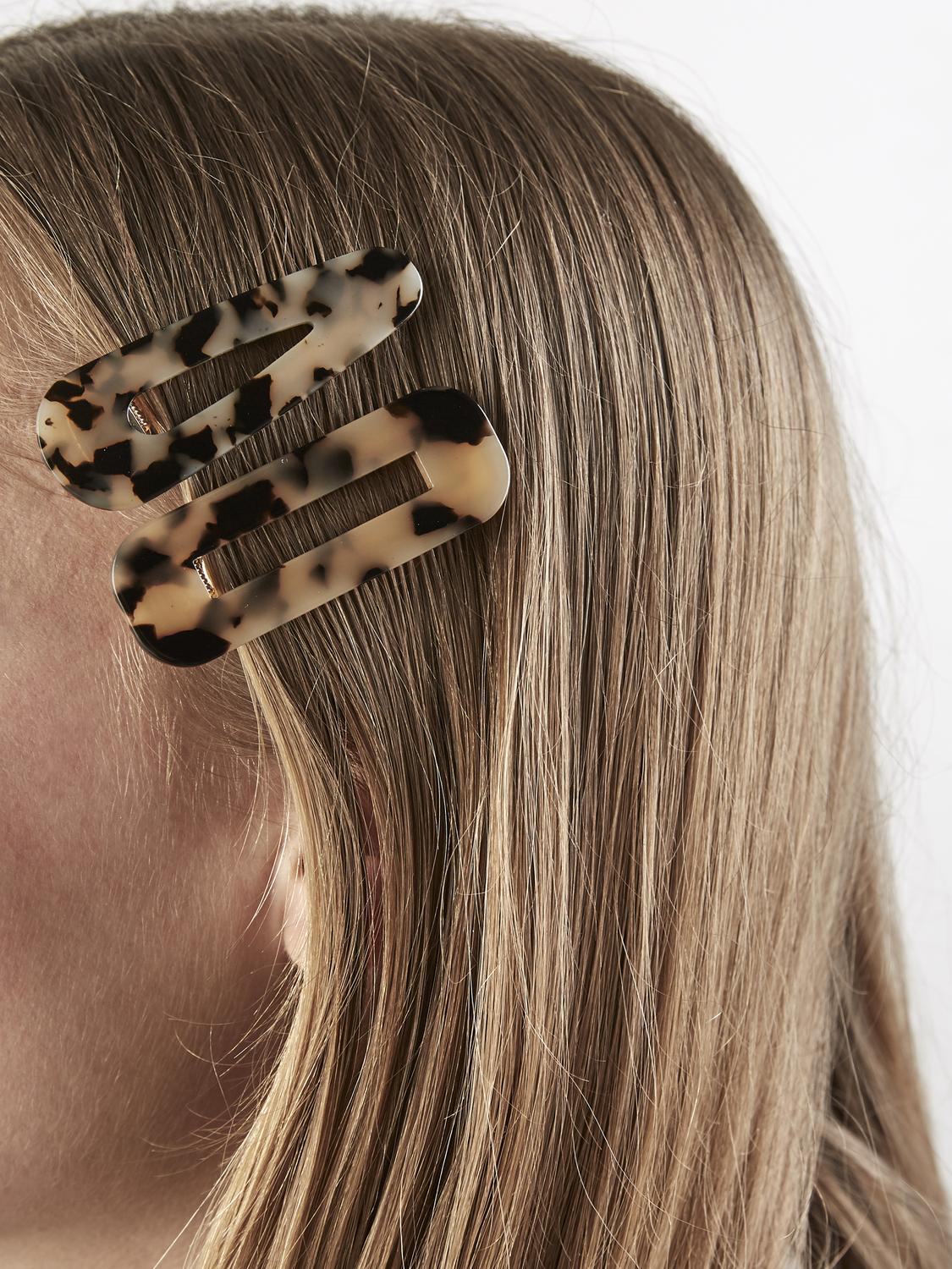 MAIE HAIR CLIP - BEST CLOTHES