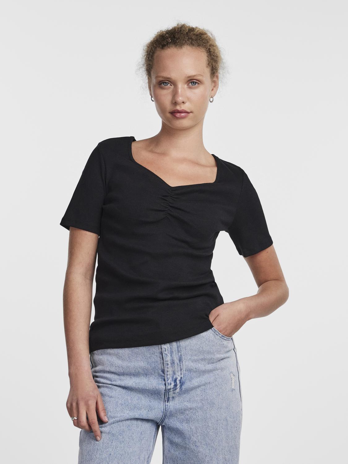 TANIA SS TOP - VARDAGSTOPP - BEST CLOTHES